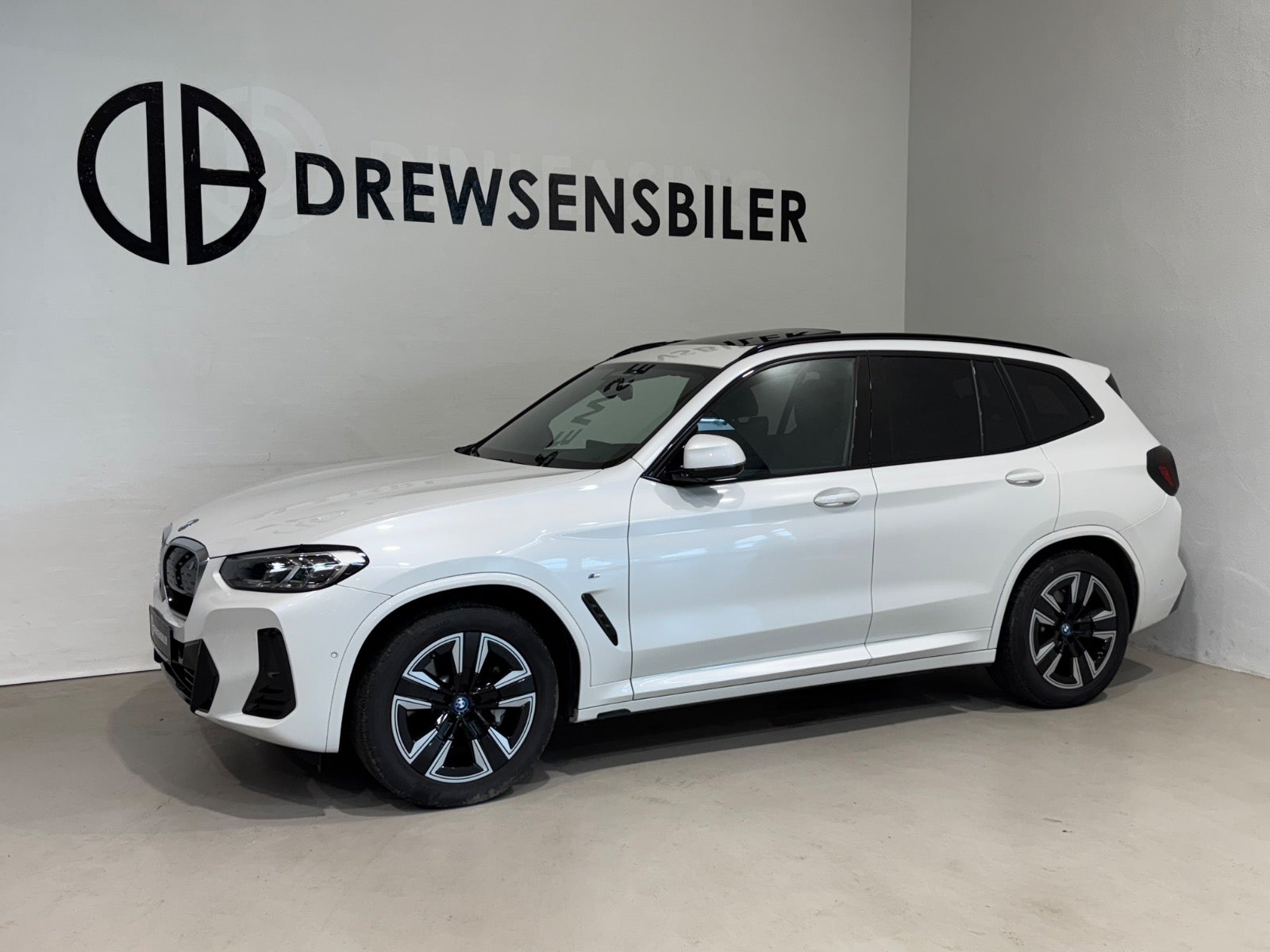 BMW iX3 Charged M-Sport