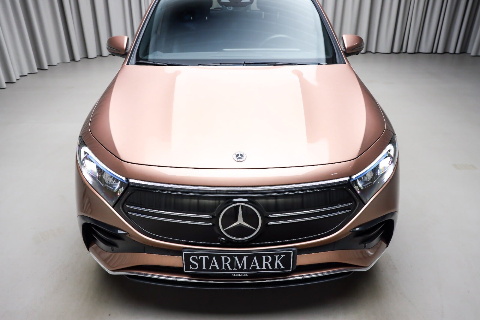 Mercedes-Benz EQA 300 (7/8)