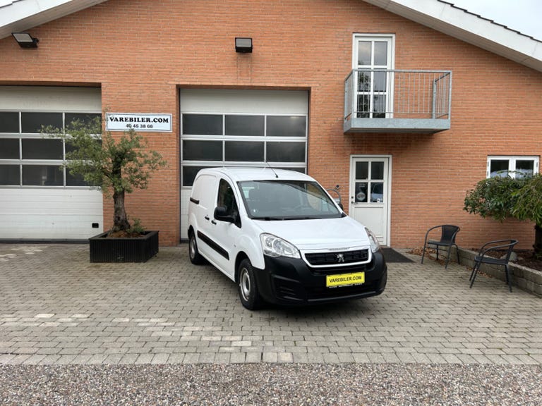 Peugeot Partner BlueHDi 100 L1 Premium Van