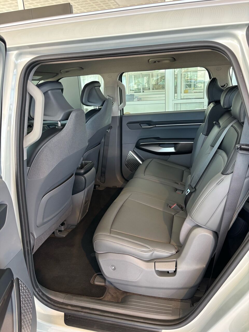 Kia EV9 Standard Range Upgrade RWD 7prs