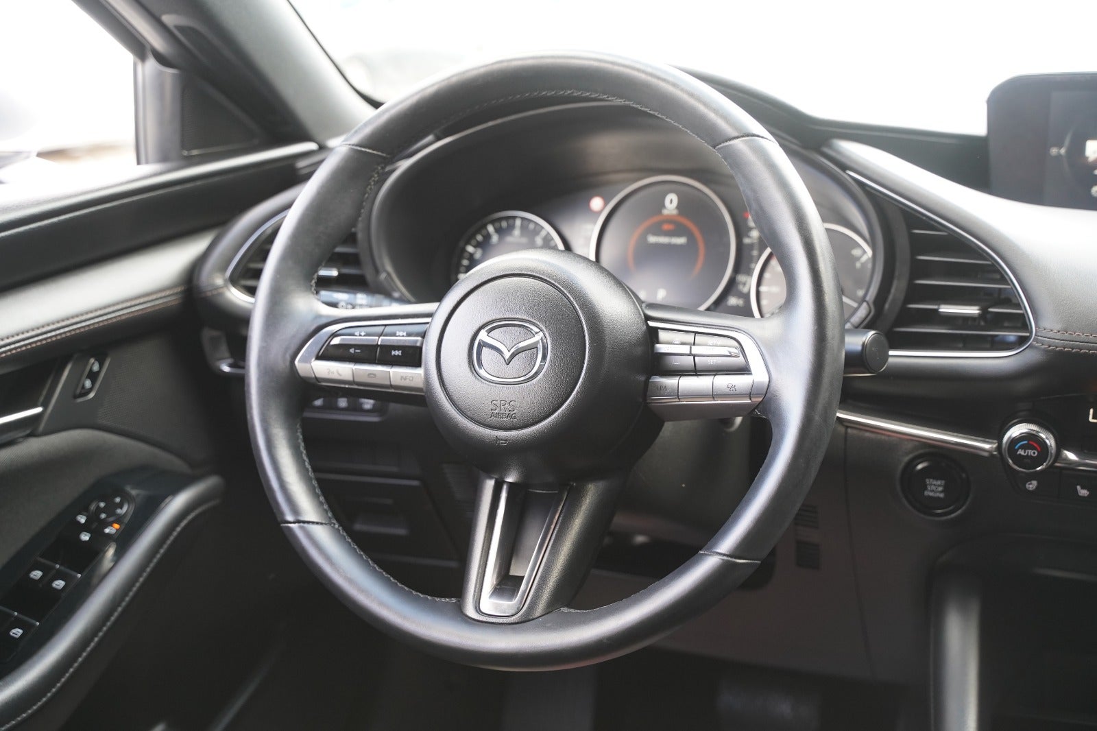 Billede af Mazda 3 2,0 SkyActiv-G 122 Sky aut.