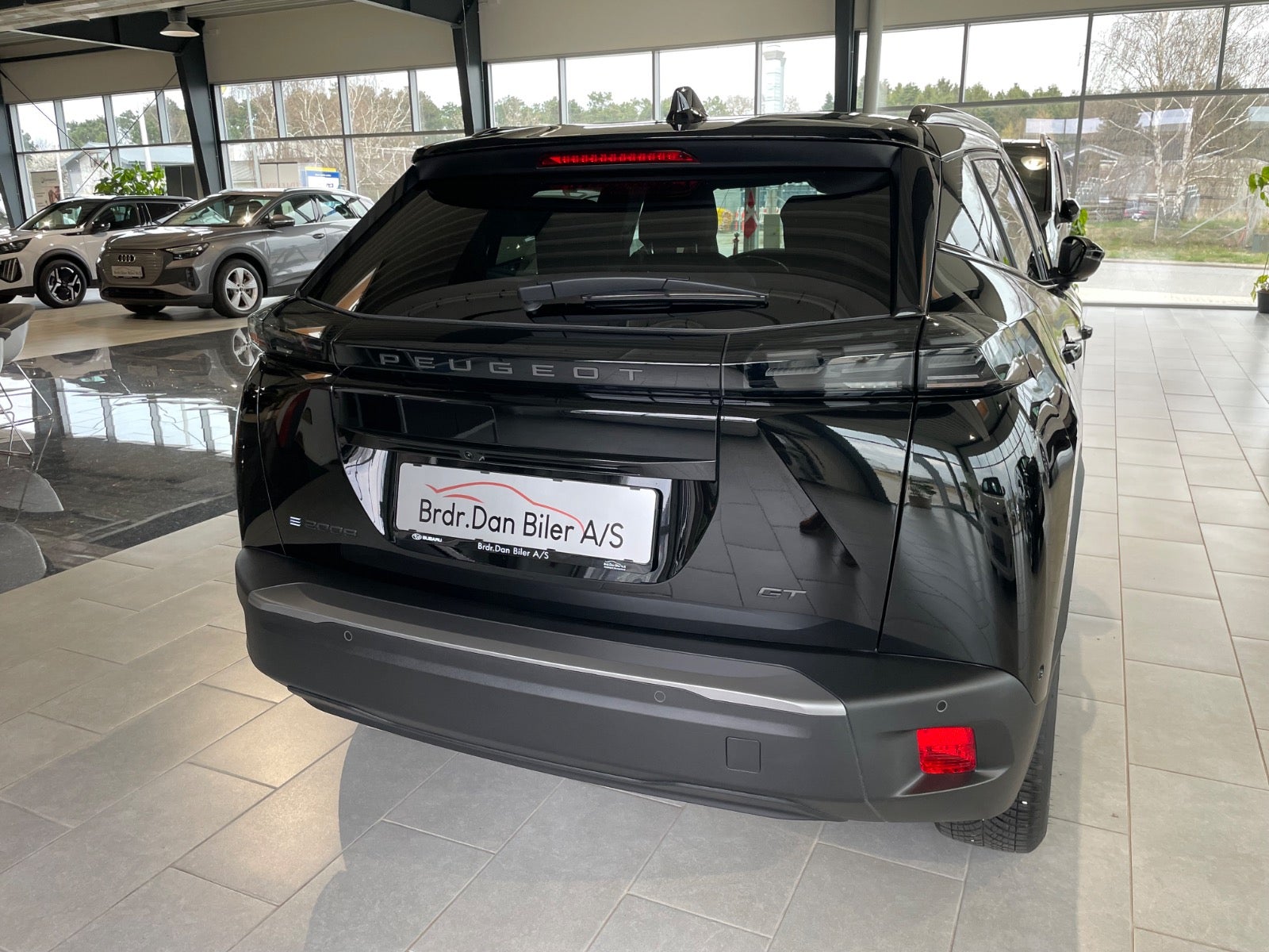 Billede af Peugeot e-2008 54 GT