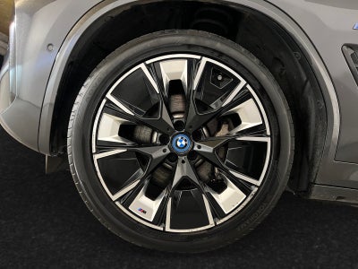 BMW iX3 Charged Plus M-Sport