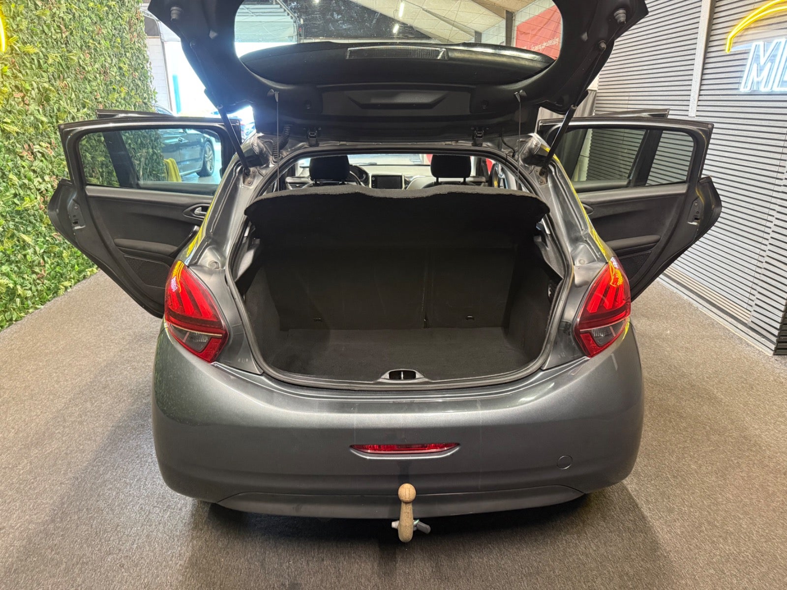 Billede af Peugeot 208 1,6 BlueHDi 100 Active