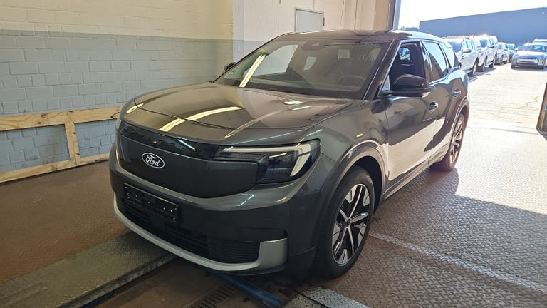 Ford Explorer Select Extended Range
