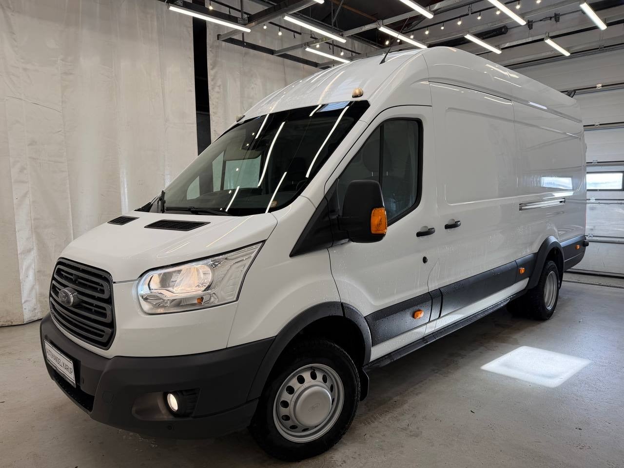 Ford Transit 470 L4 Van TDCi 170 Ambiente H3 RWD