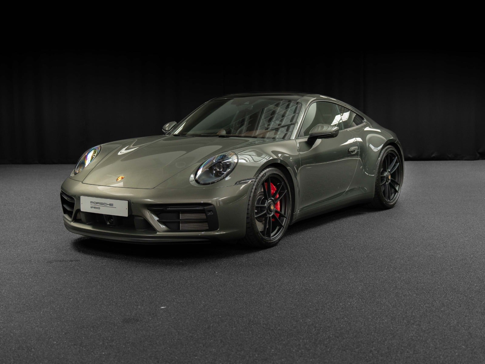 Porsche 911 Carrera GTS