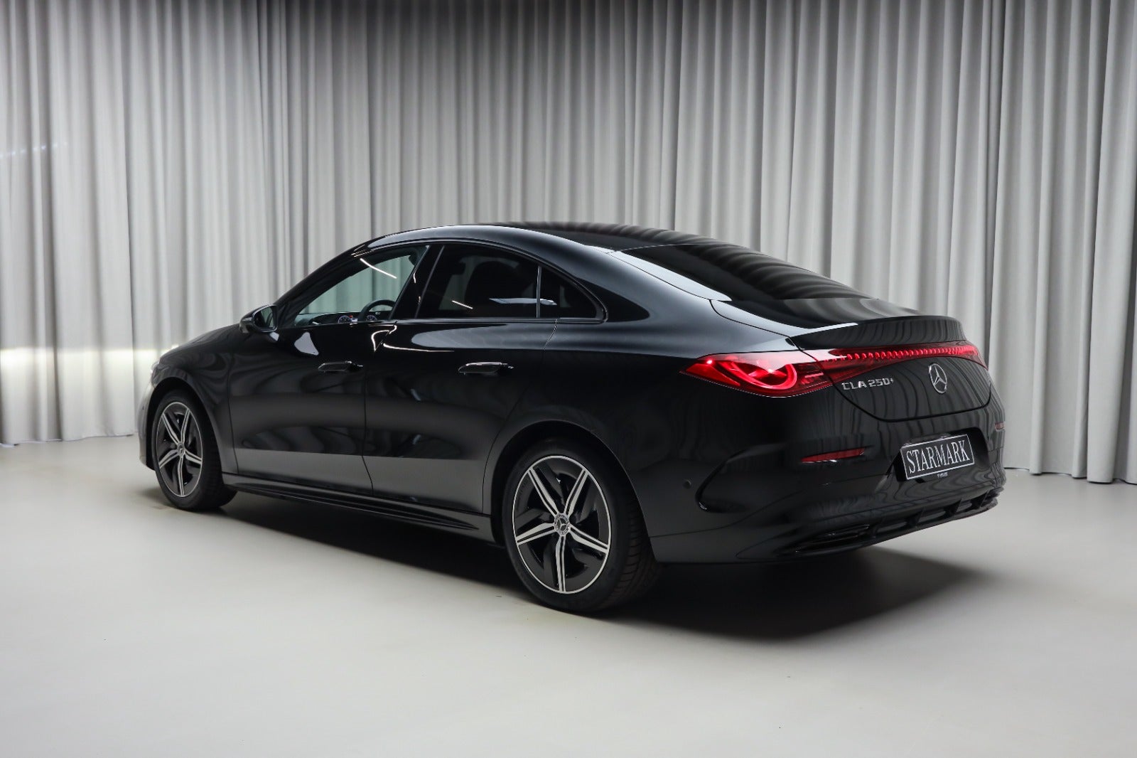 Mercedes-Benz CLA 250+ (3/8)