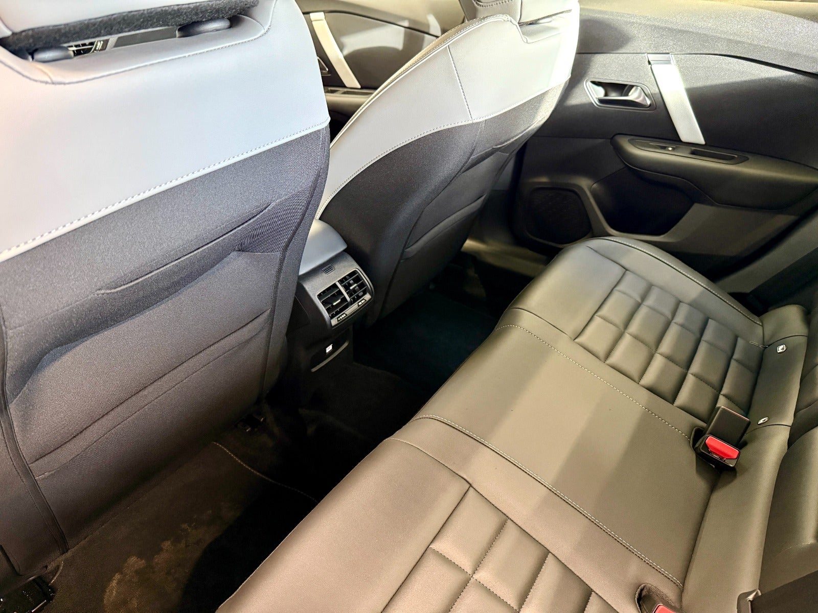 Billede af Citroën ë-C4 X 54 Max