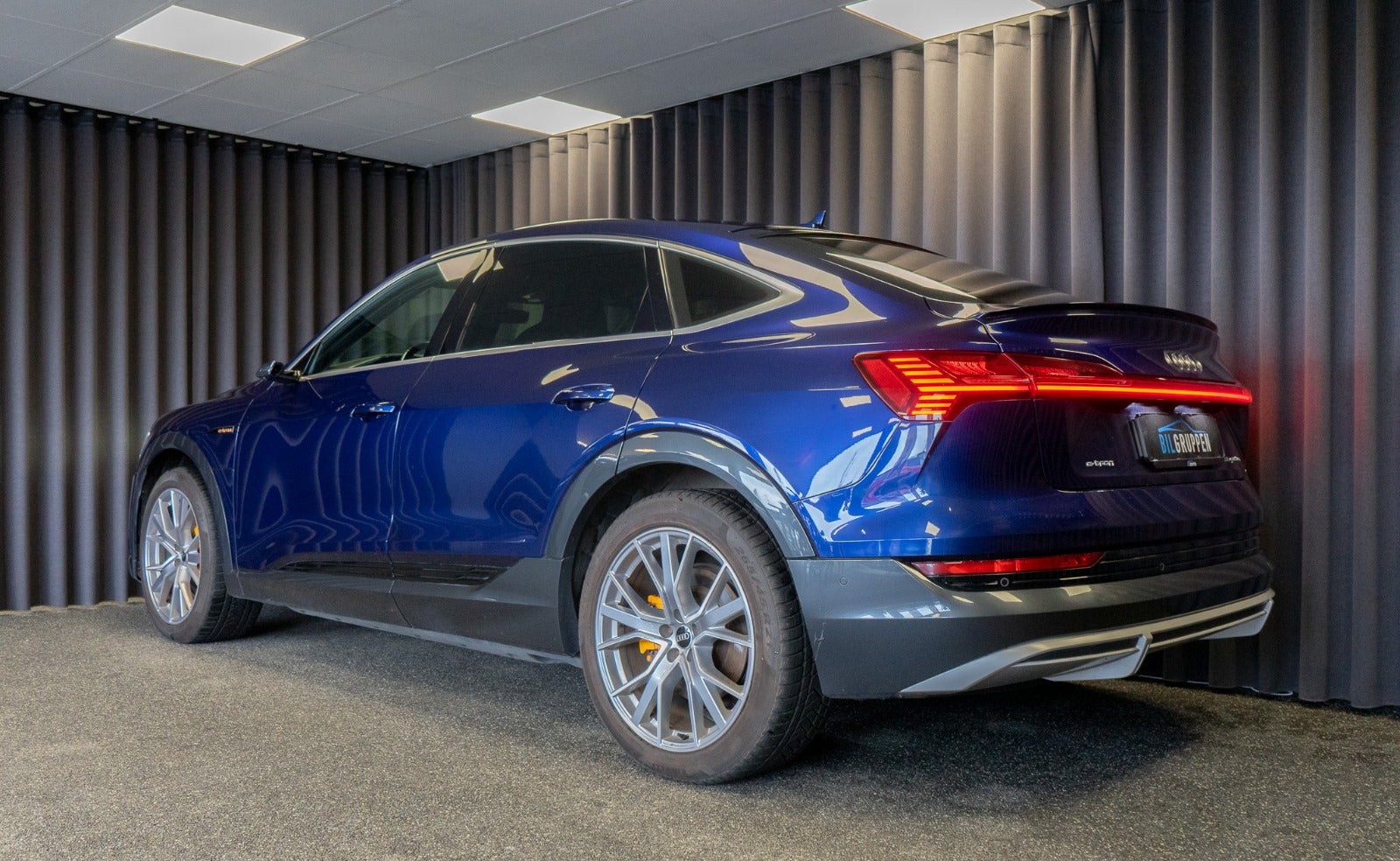 Billede af Audi e-tron 55 S-line Sportback quattro