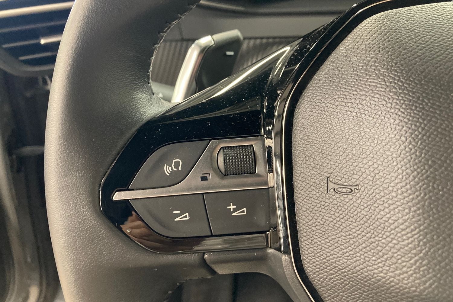 Billede af Peugeot 2008 1,2 PureTech 130 Allure EAT8