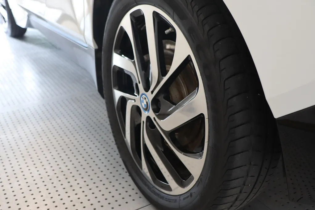 BMW i3 Edition WindMill