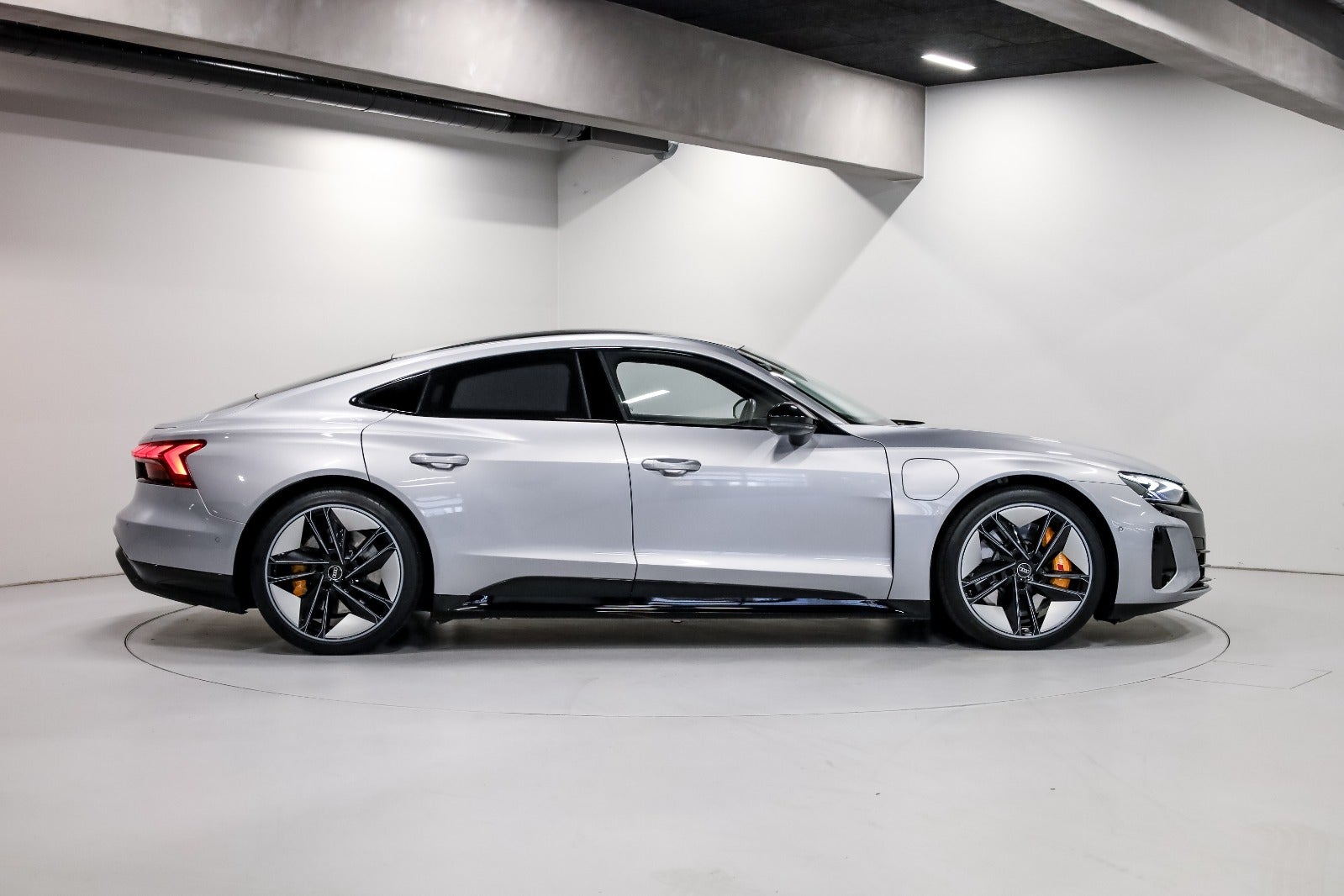 Audi e-tron GT quattro
