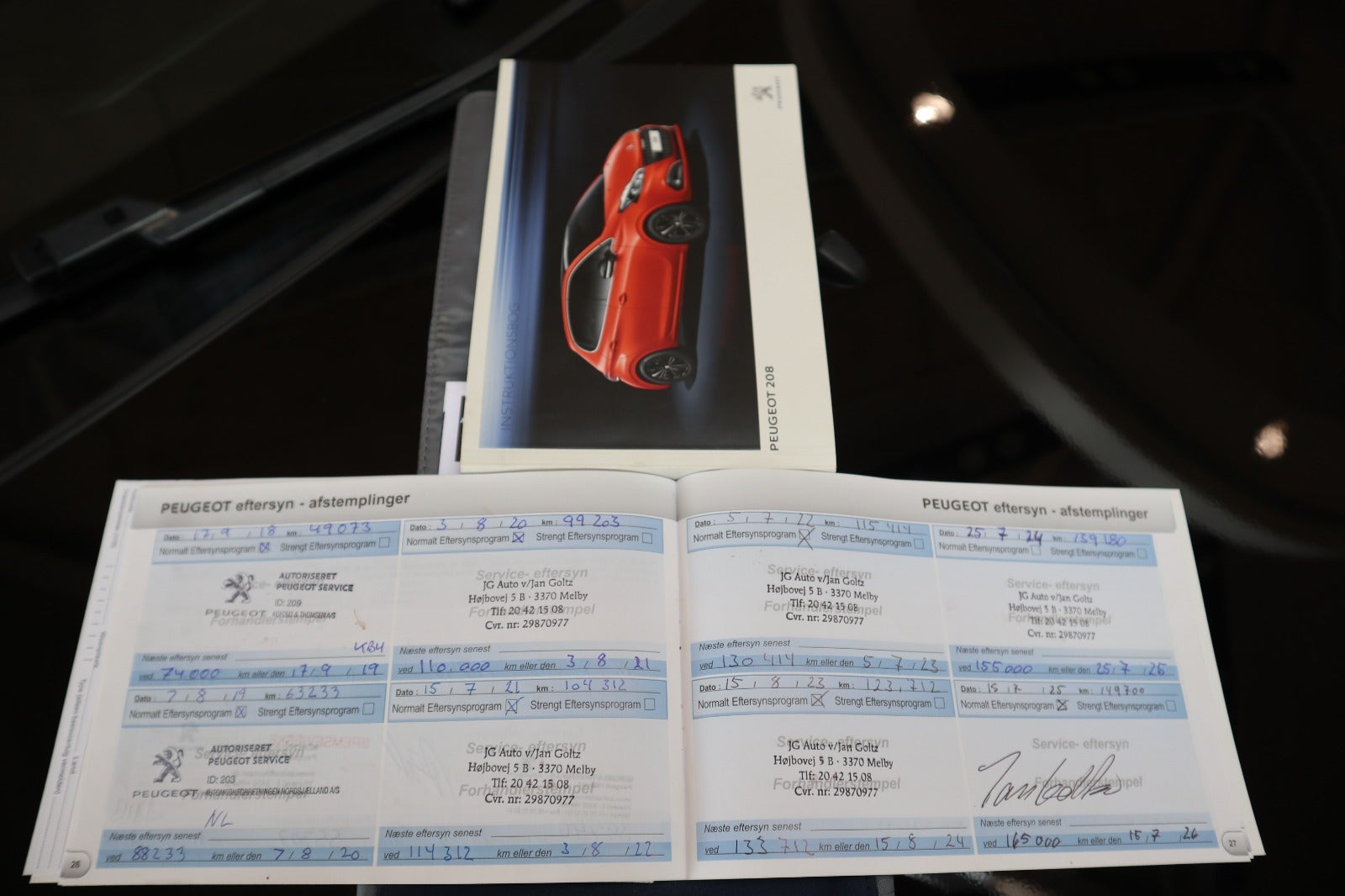 Billede af Peugeot 208 1,2 VTi Allure Sky