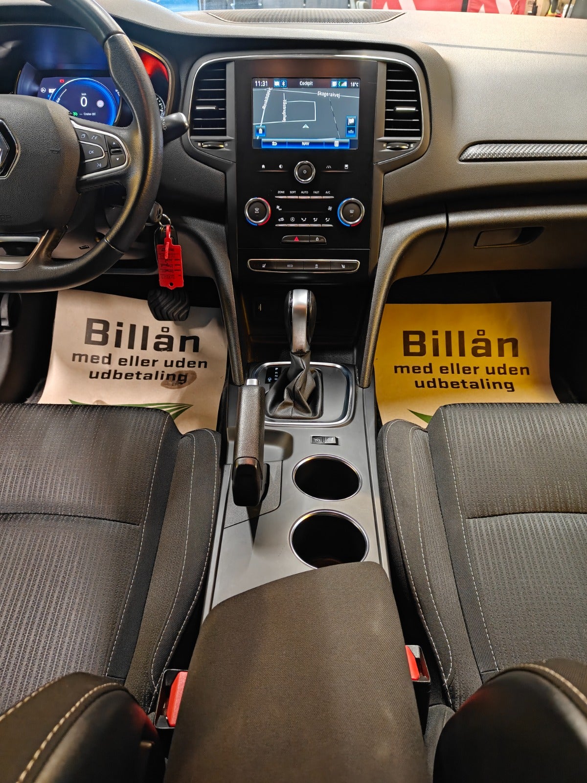 Billede af Renault Megane IV 1,2 TCe 130 Zen Sport Tourer EDC