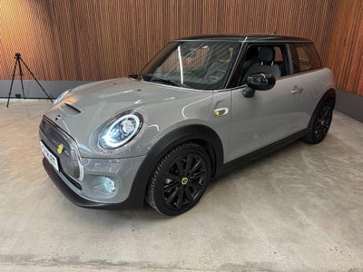 MINI Cooper SE Trim M Greenwich