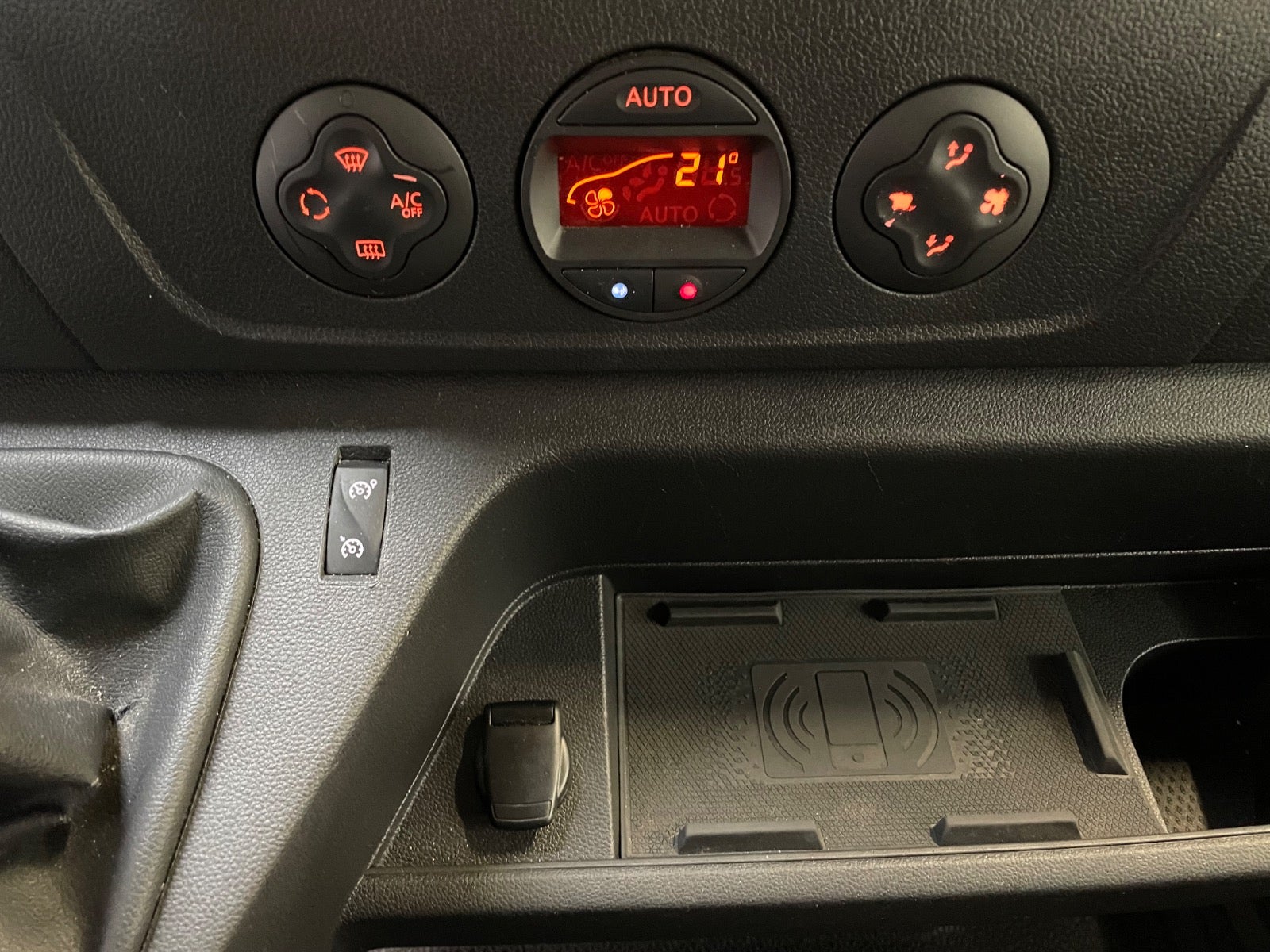 Billede af Renault Master IV T33 2,3 dCi 150 L2H2 Kassevogn