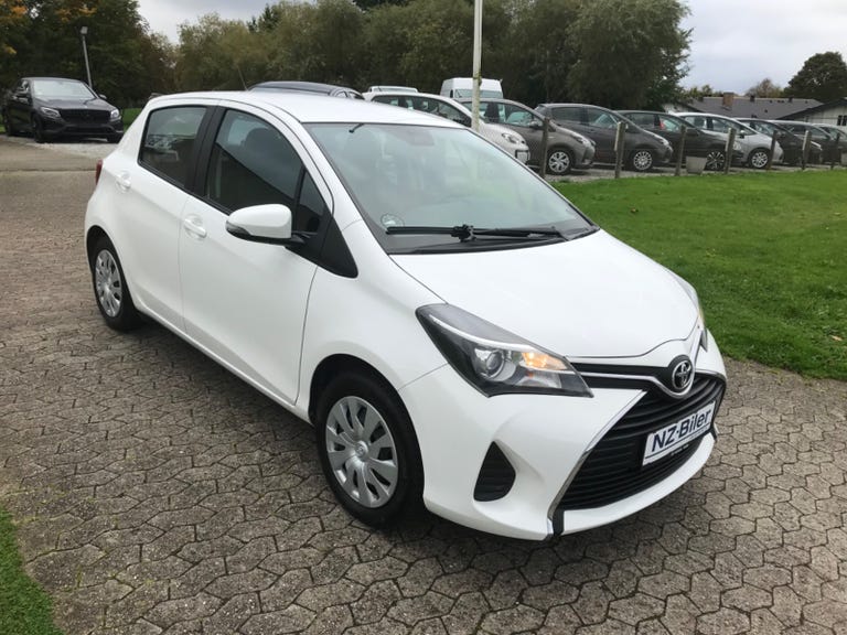 Toyota Yaris VVT-i T2