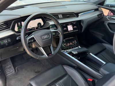 Audi e-tron S-line quattro
