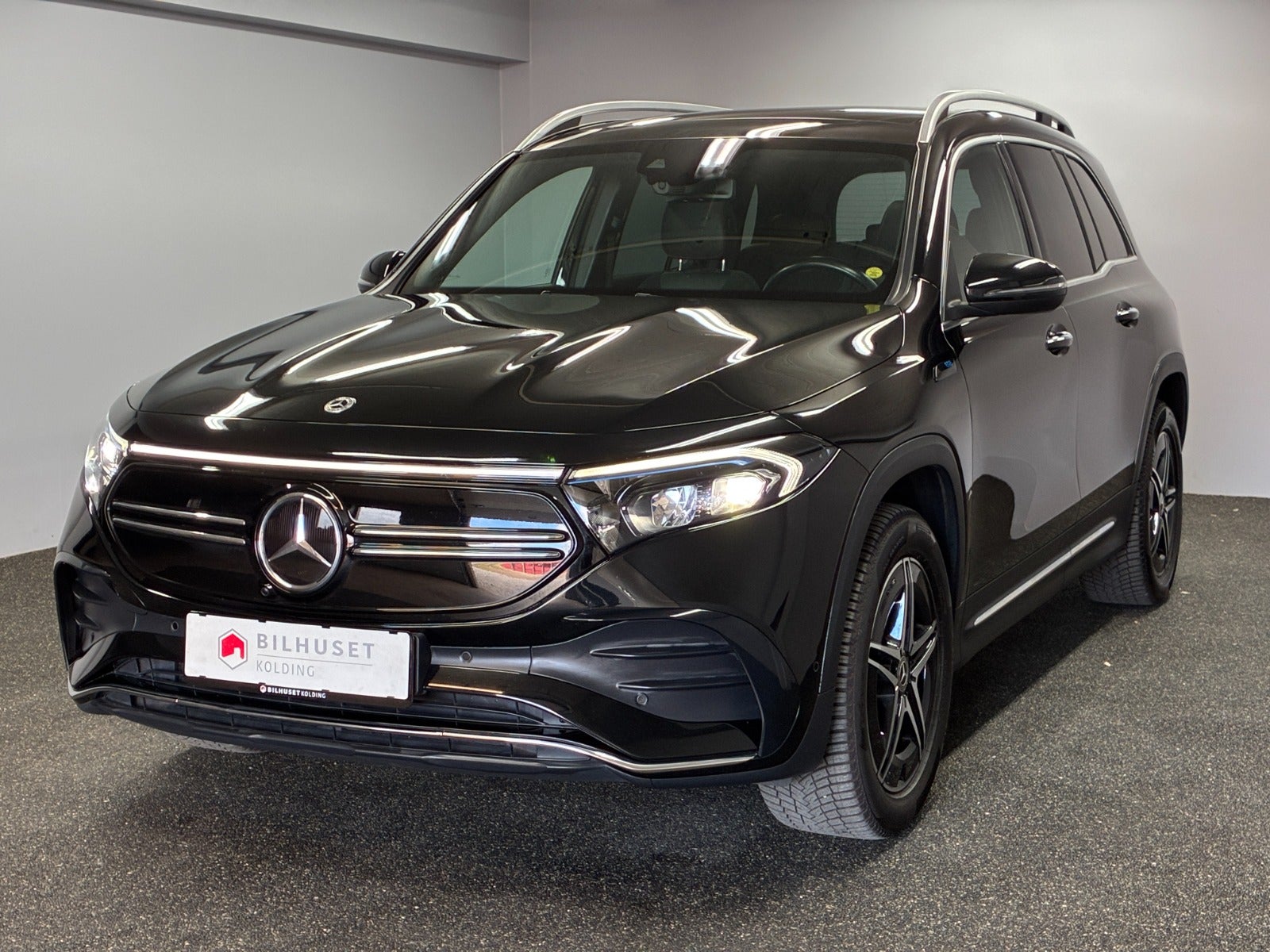 Billede af Mercedes EQB300  AMG Line 4Matic