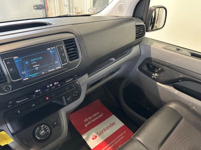 Peugeot Expert BlueHDi 122 L3 Plus EAT8 Van