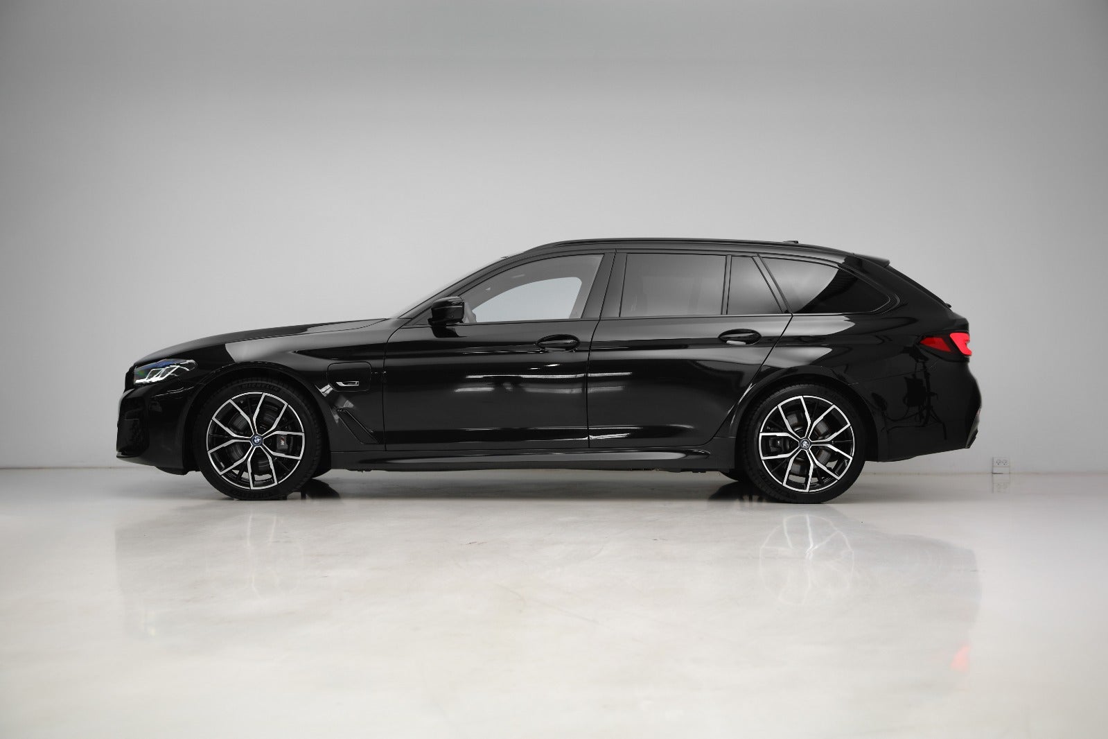 BMW 530e 2,0 Touring M-Sport xDrive aut.