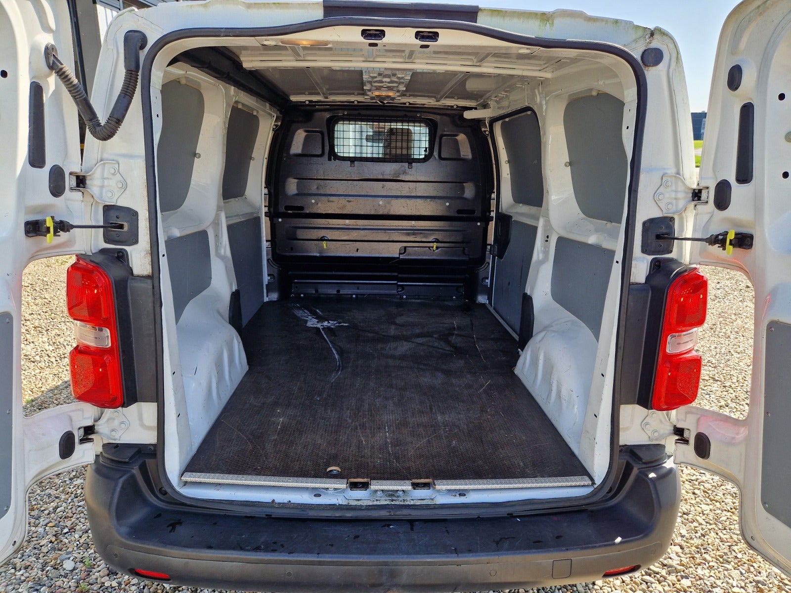 Billede af Citroën Jumpy 2,0 BlueHDi 122 L2