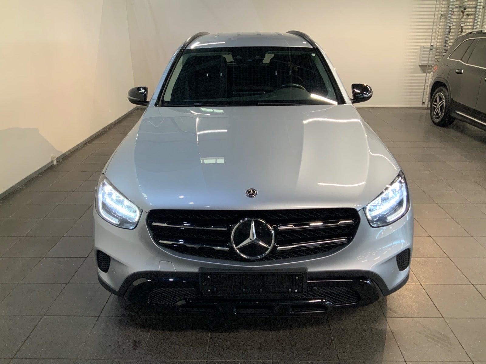 Mercedes-Benz GLC 300 de (2/8)