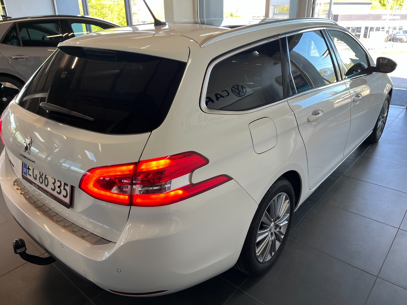 Billede af Peugeot 308 1,6 BlueHDi 120 Allure Sky SW