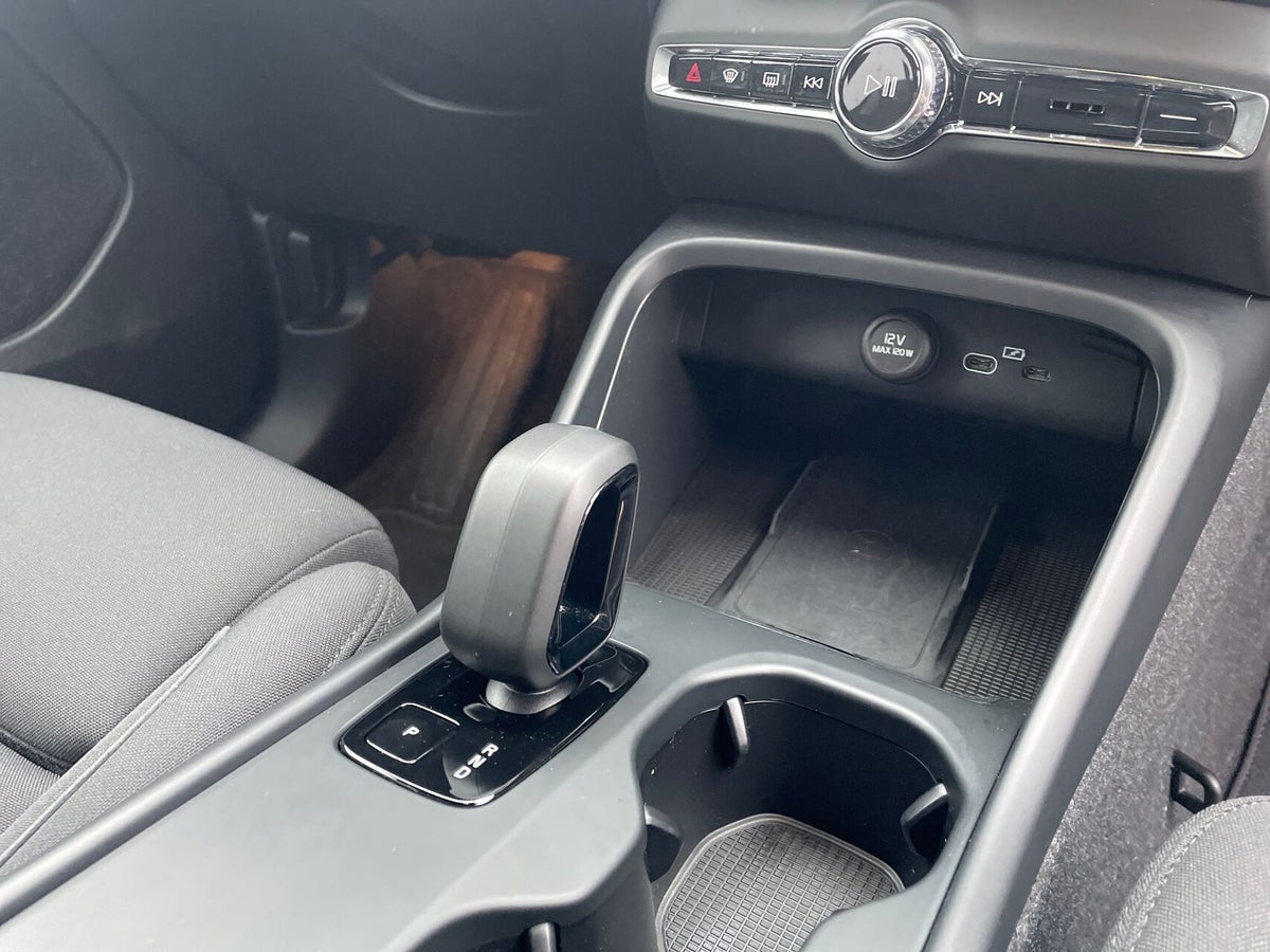 Volvo EX40 Extended Range Plus billede 16