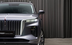 Hongqi E-HS9 Exclusive