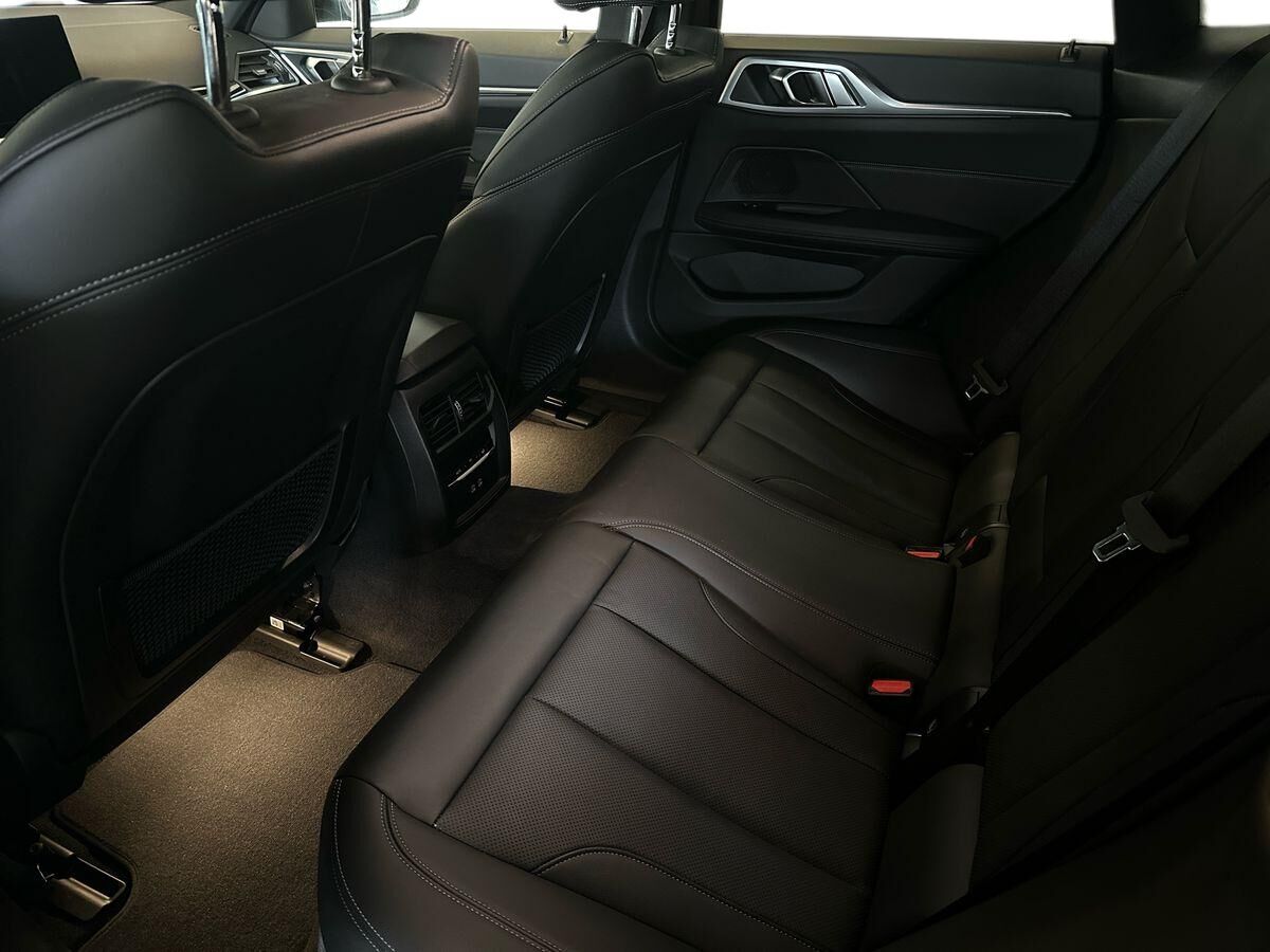 BMW i4 eDrive40 billede 17