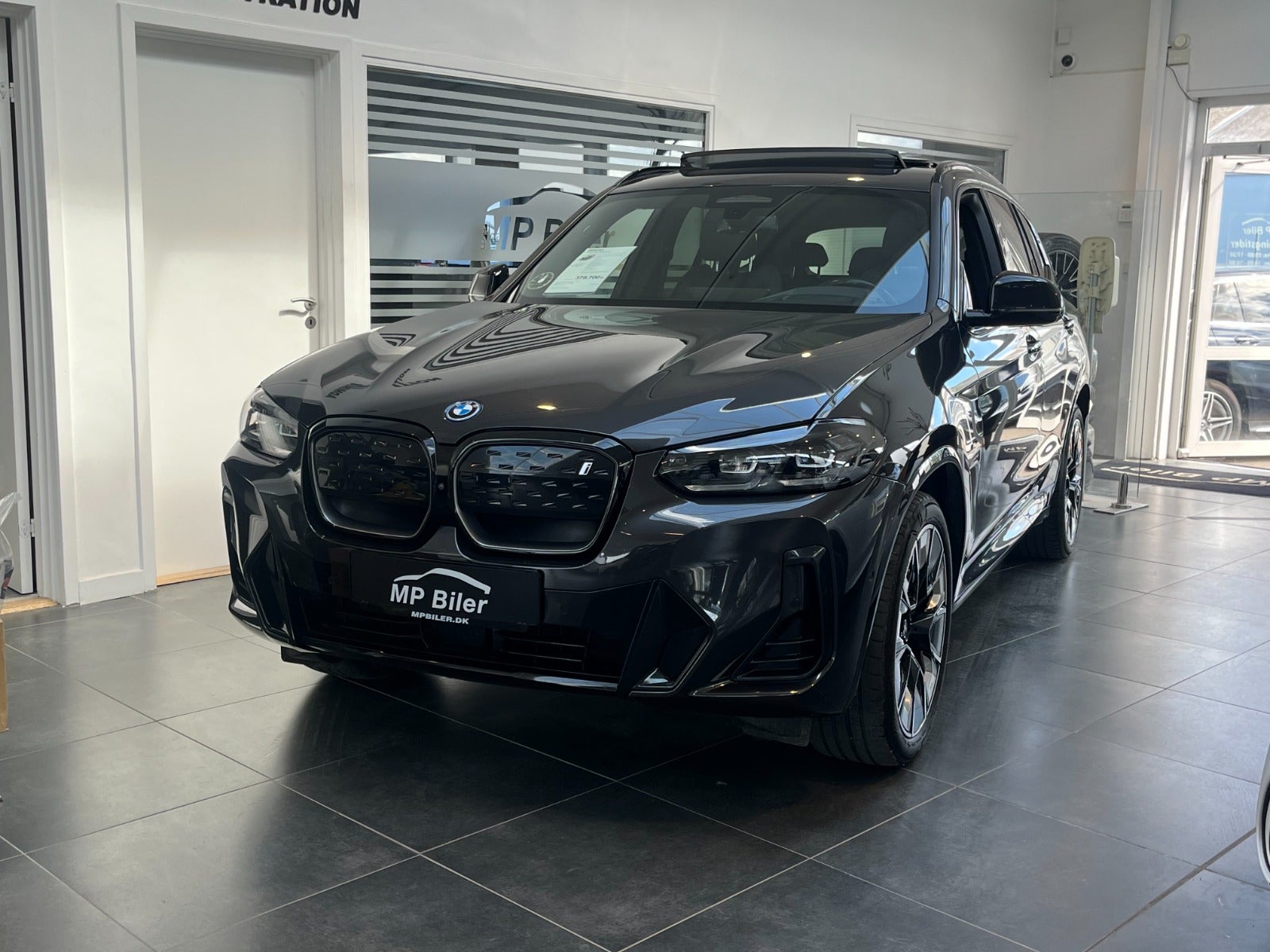 Billede af BMW iX3  Charged Plus M-Sport