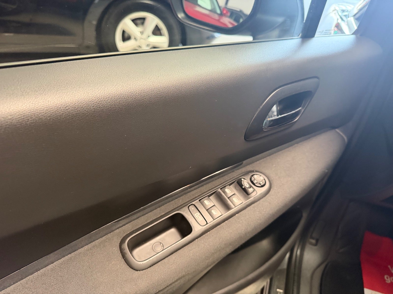 Peugeot 5008 HDi 112 Style Limited - billede 9