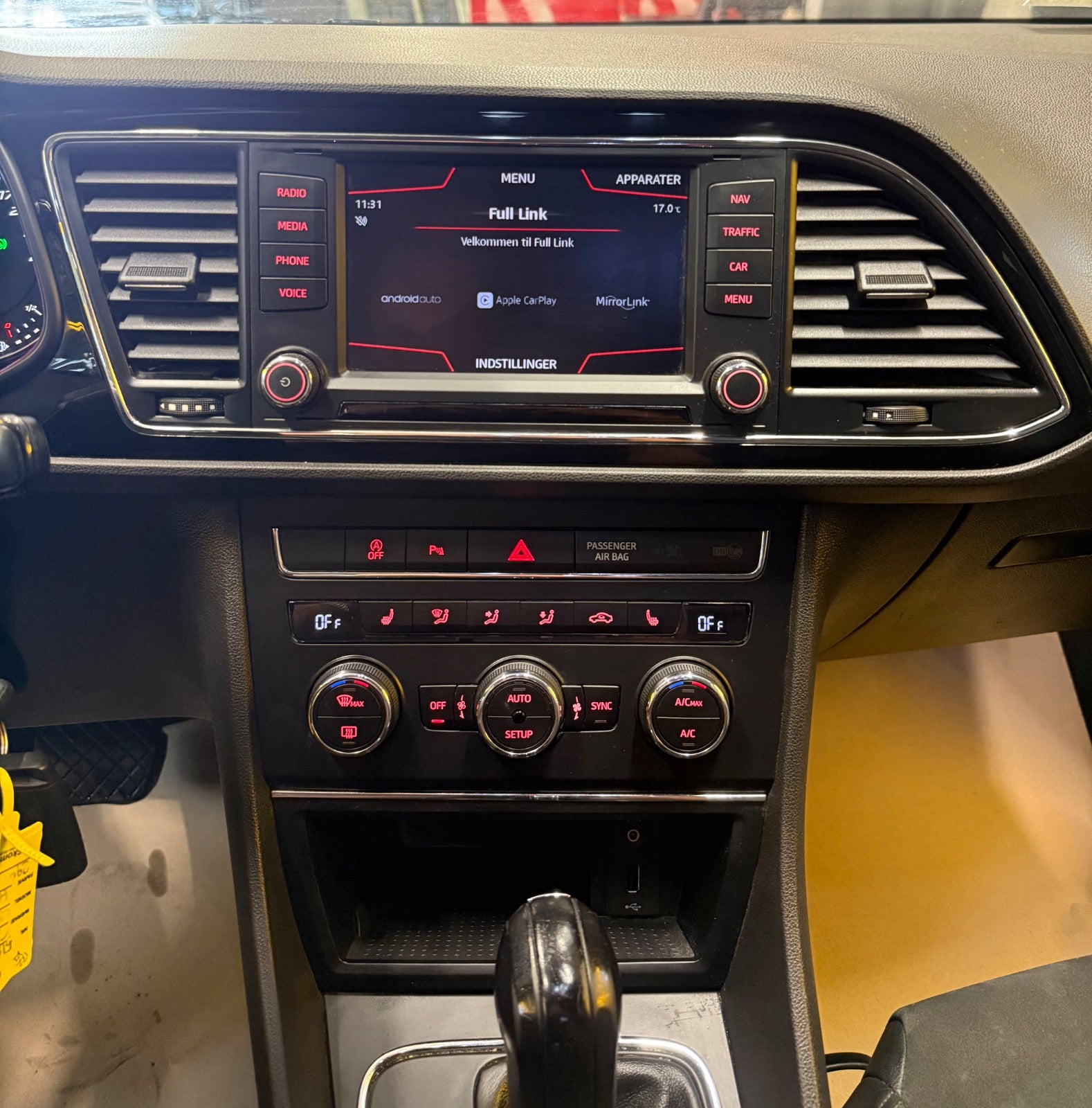 Billede af Seat Leon 1,6 TDi 110 Style ST DSG