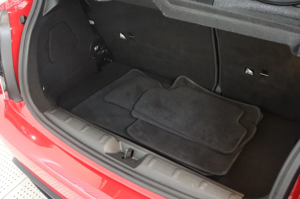 MINI Cooper SE Trim M