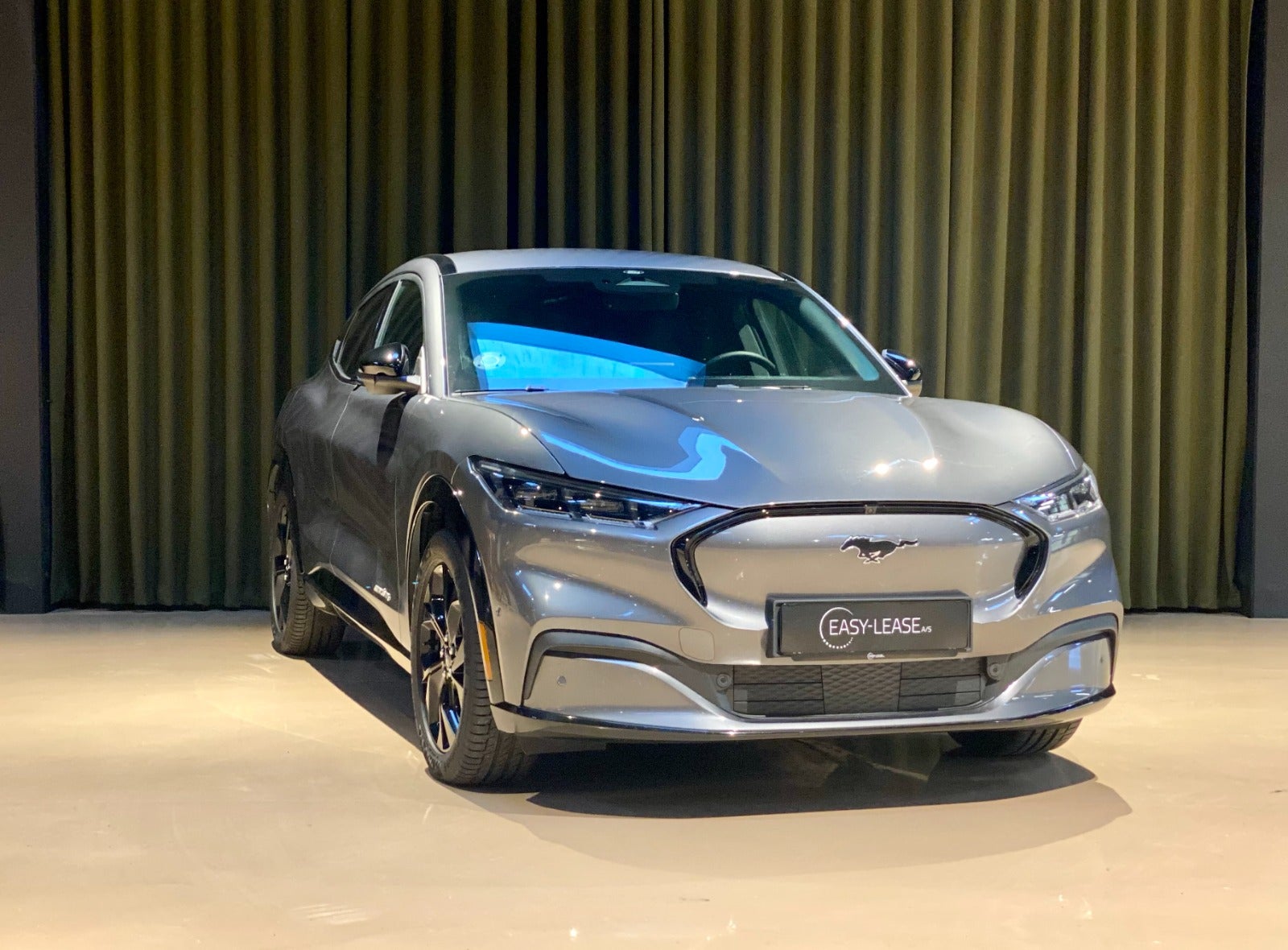 Billede af Ford Mustang Mach-E 75 Premium Standard Range AWD