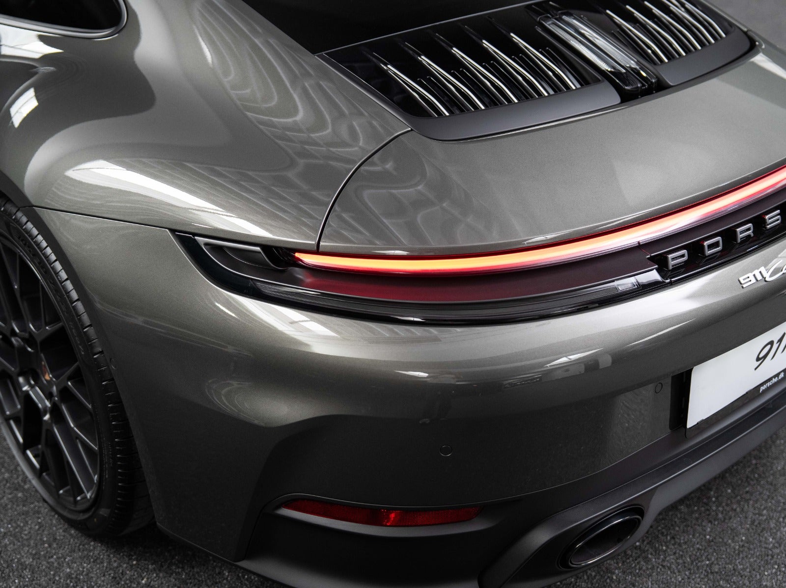 Gallery image 8 of 19