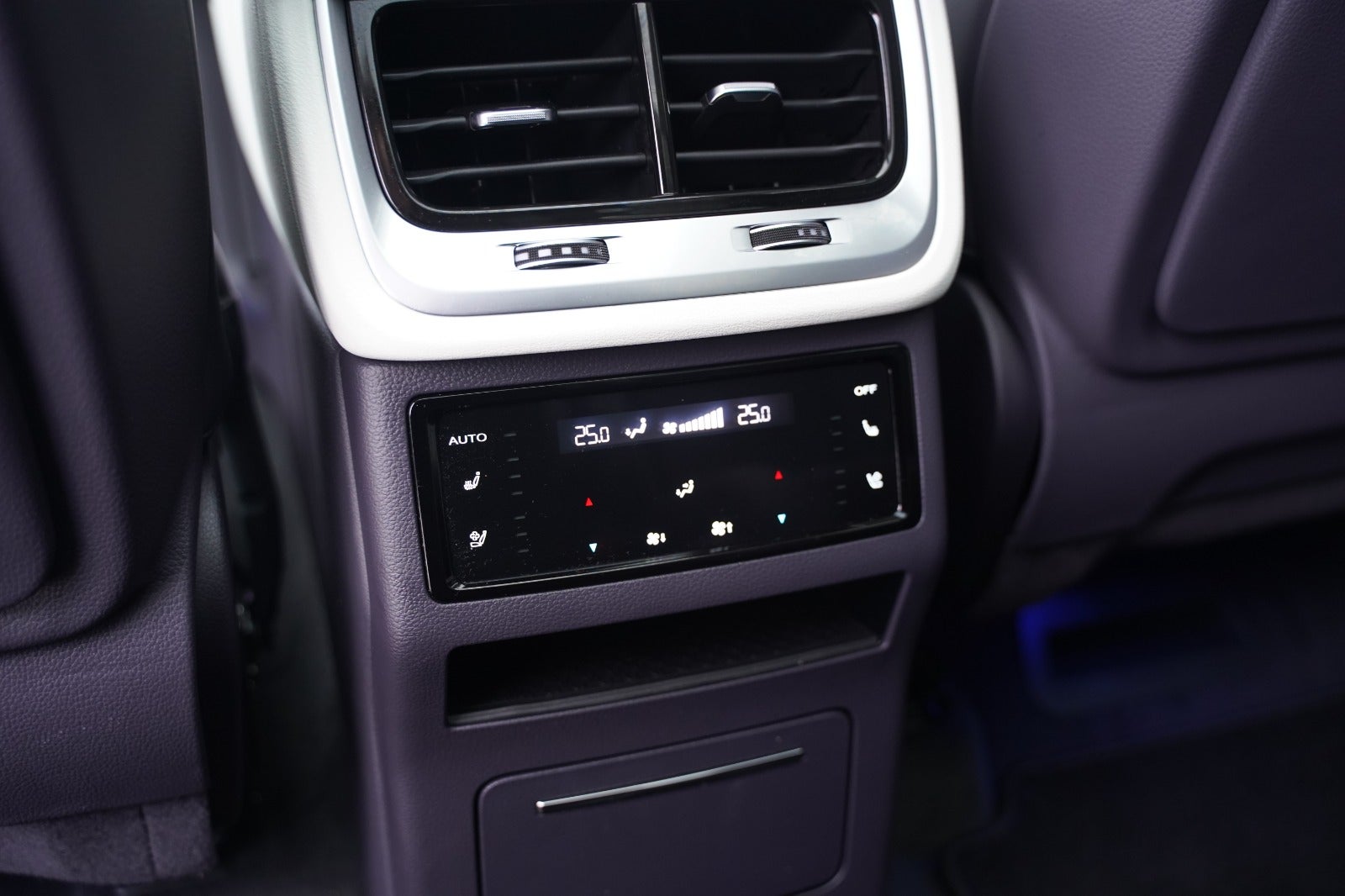 Billede af Hongqi E-HS9 99 Exclusive