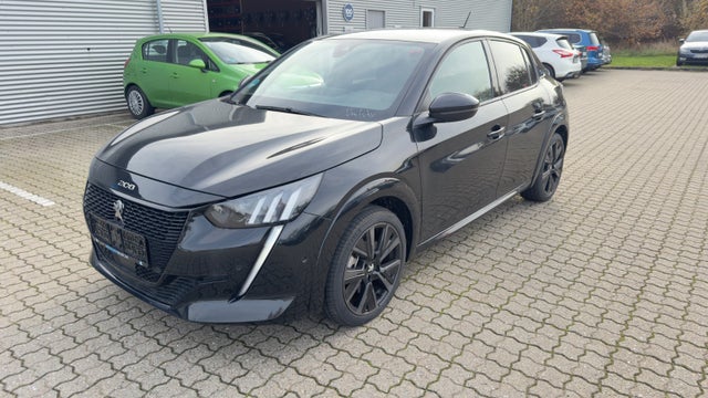 Peugeot e-208 50 GT