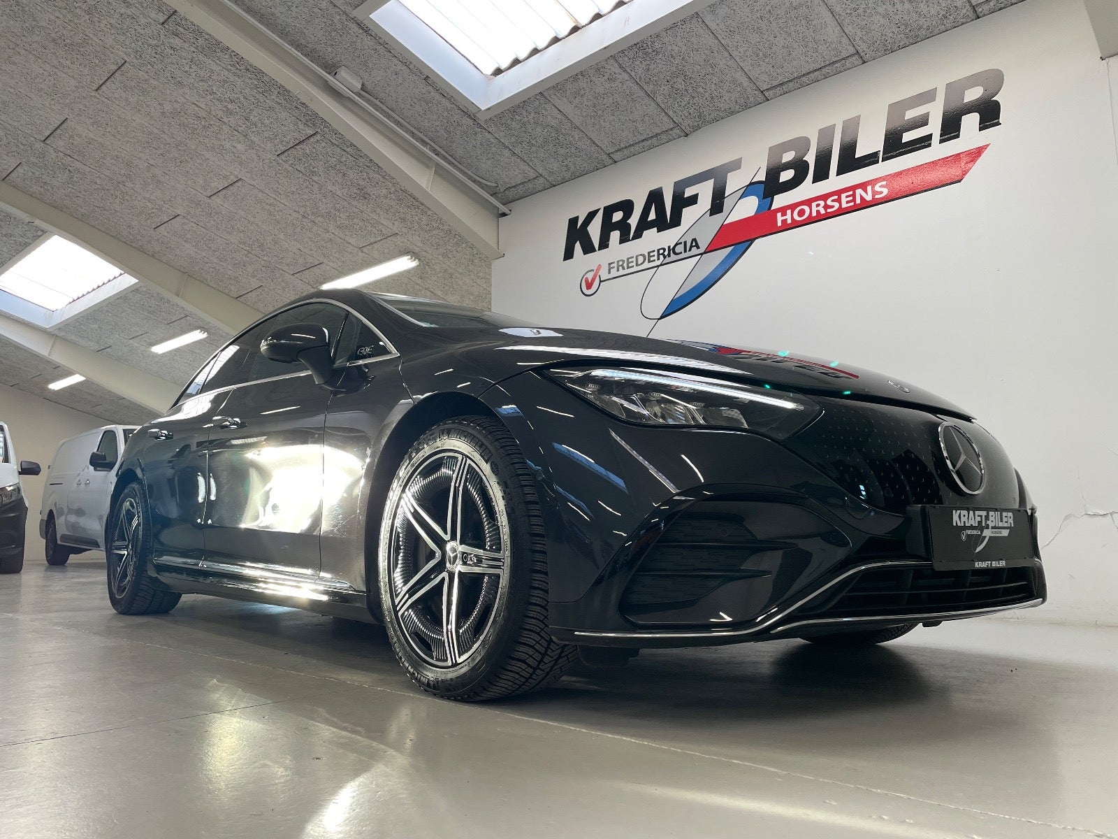 Billede af Mercedes EQE350  AMG Line