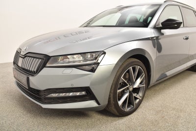 Skoda Superb TSi iV Sportline Combi DSG
