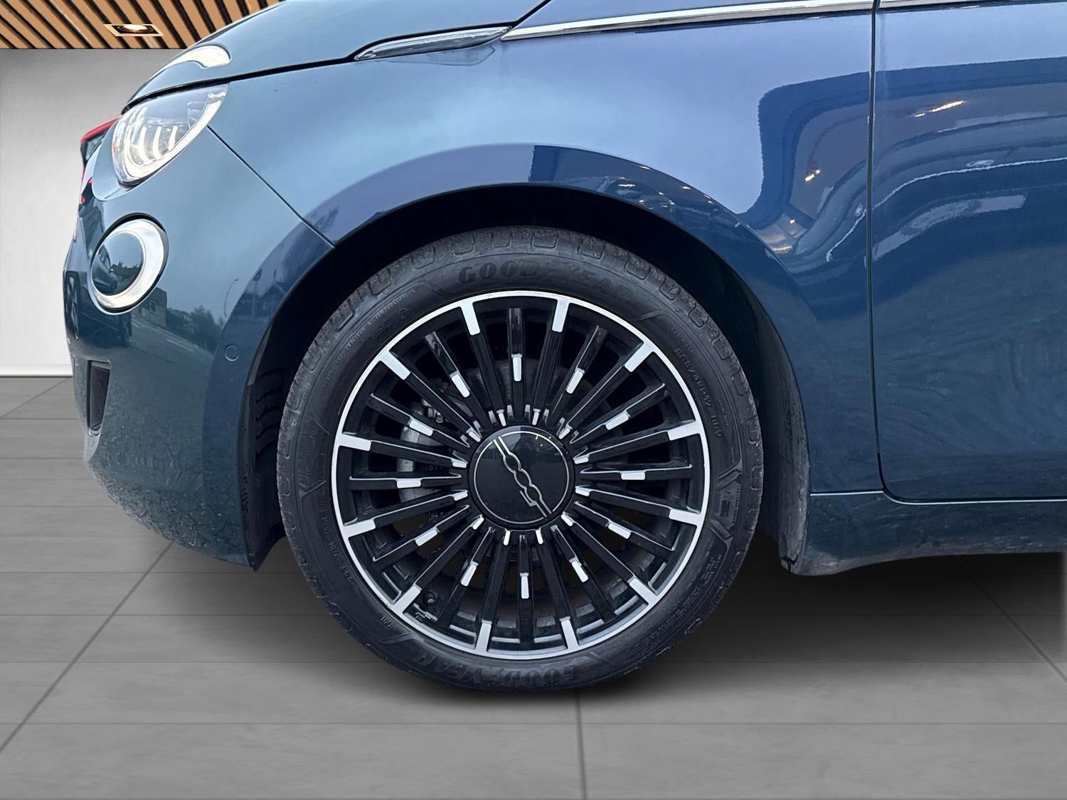 Billede af Fiat 500e 42 la Prima