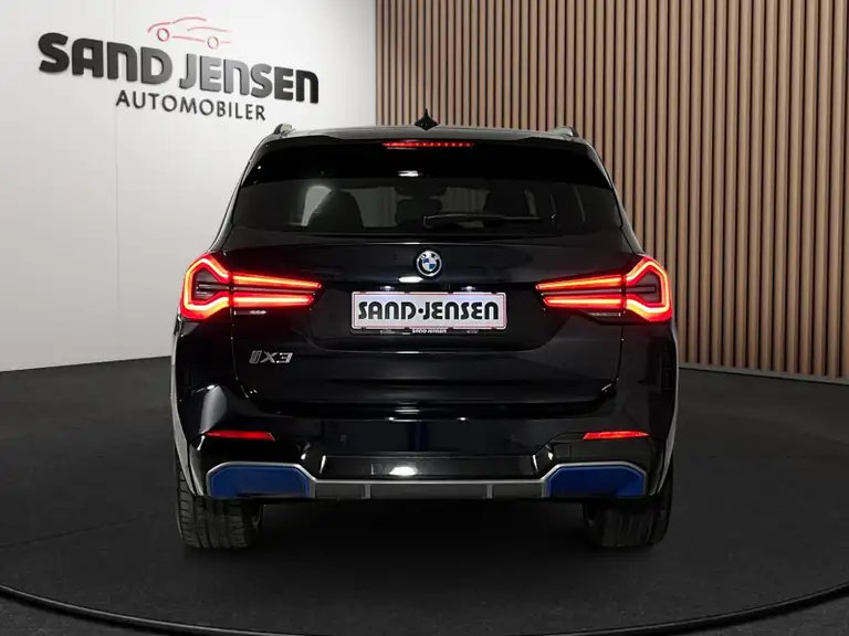 BMW iX3 Charged Plus M-Sport