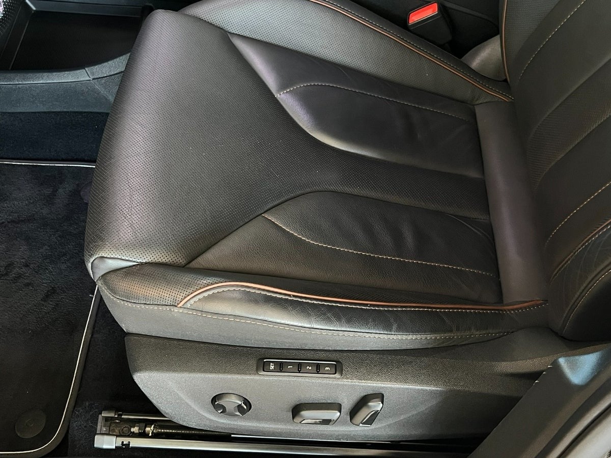 Skoda Enyaq iV Suite