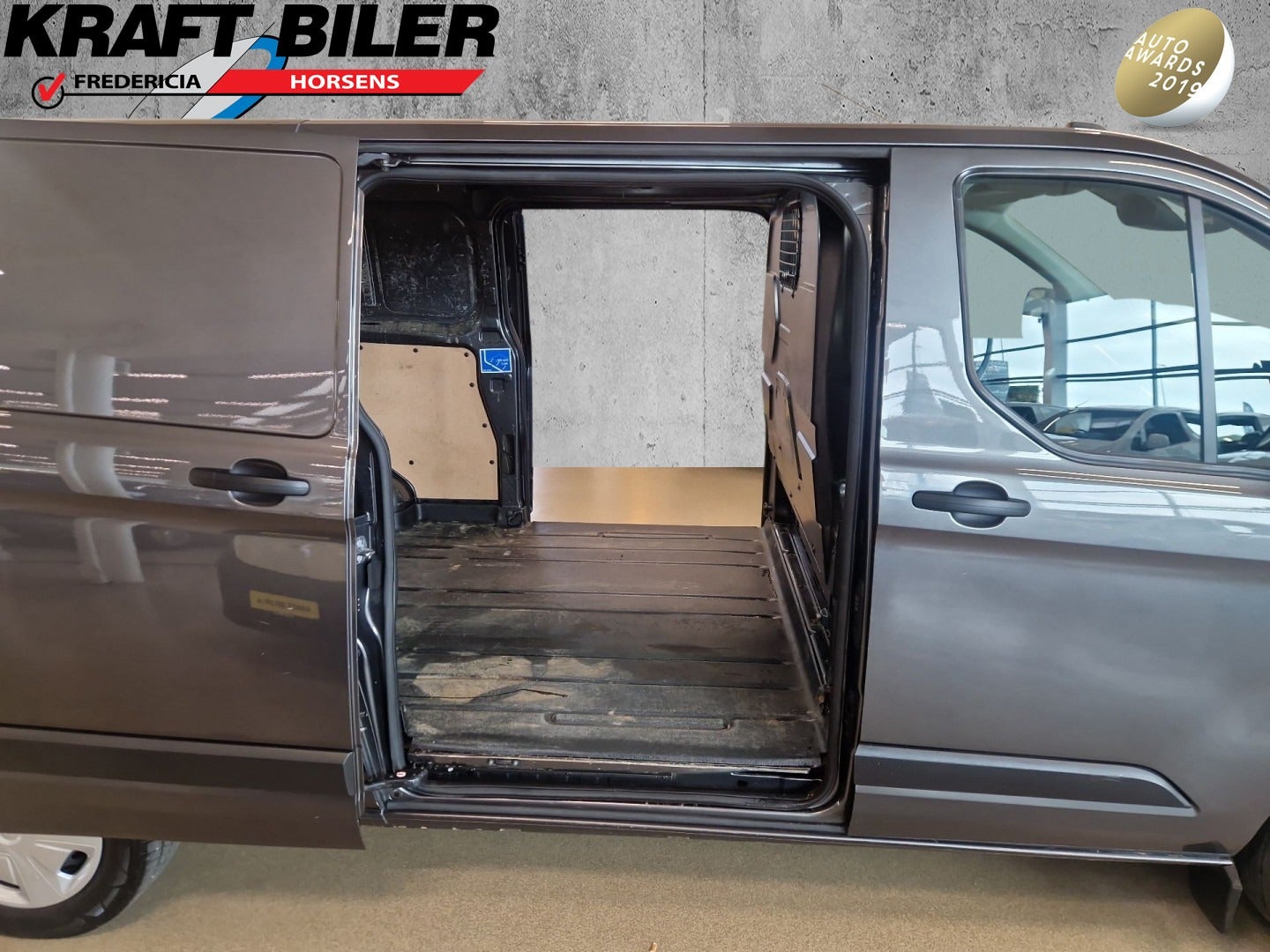 Billede af Ford Transit Custom 300L 2,0 TDCi 130 Trend aut.