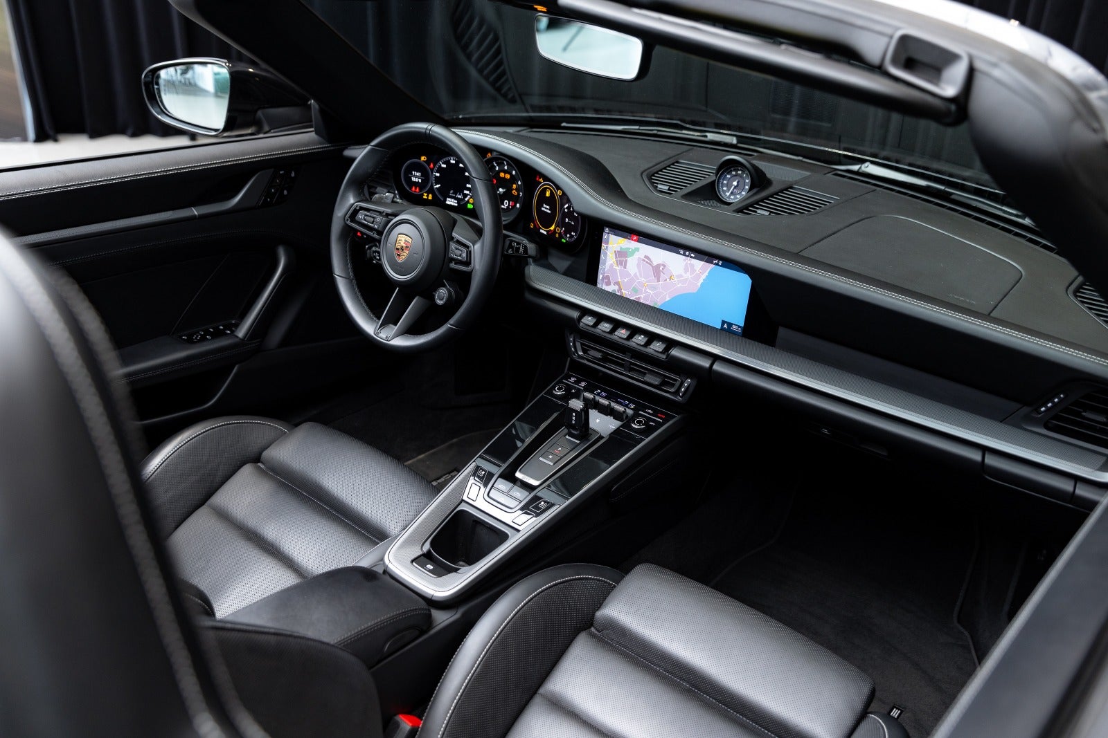 Gallery image 11 of 13