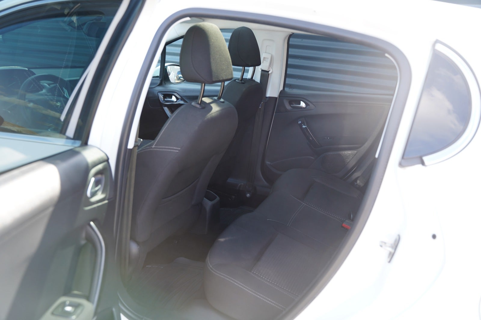 Billede af Peugeot 208 1,5 BlueHDi 100 Prestige Sky