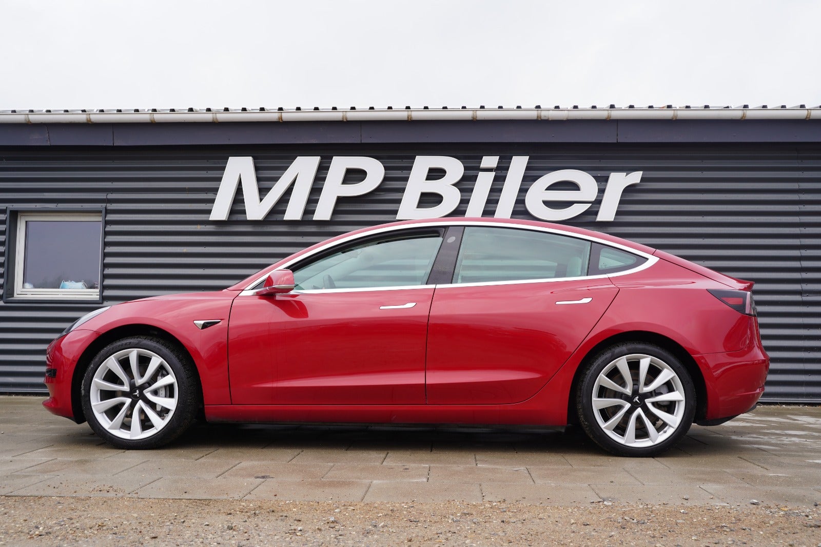 Billede af Tesla Model 3  Standard Range+ RWD