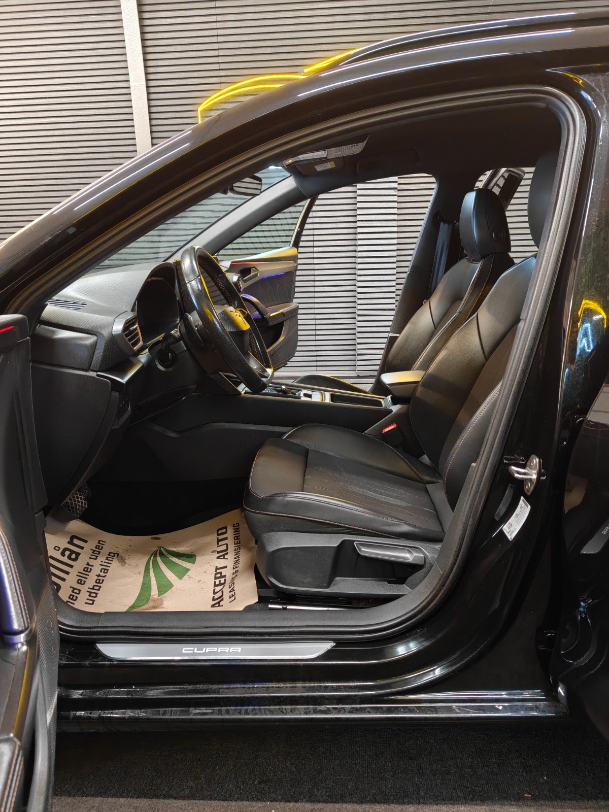 Billede af Cupra Leon 1,5 eTSi High Sportstourer DSG